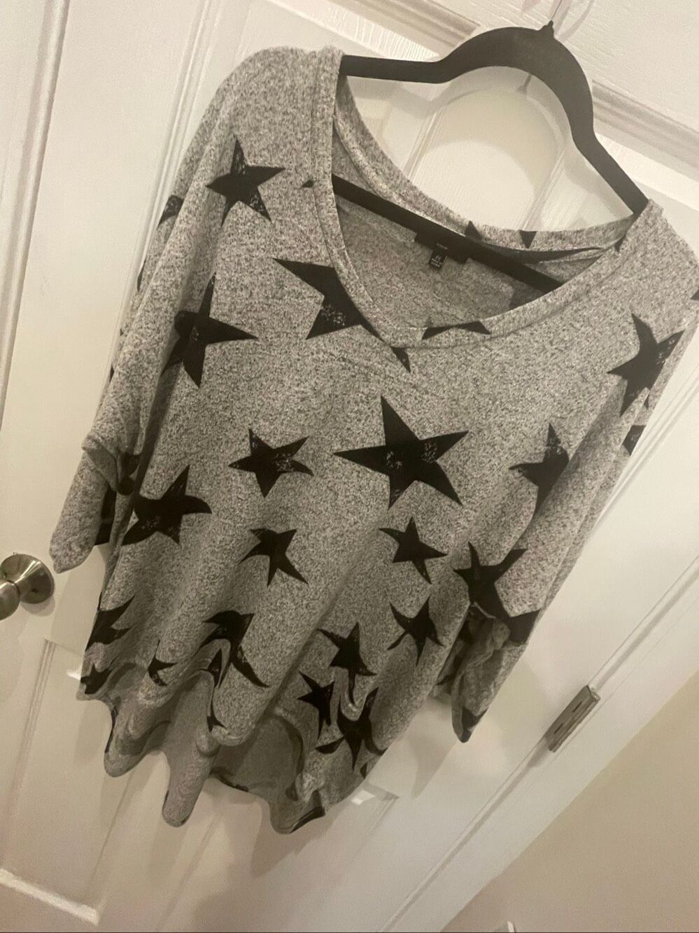 Premise Woman 2X Gray Black Star Print Tunic Top Long Sleeve Plus Size